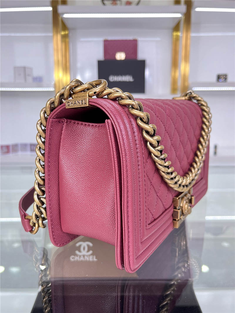 BOY Chanel HANDBAG Grained Calfskin Wine Anti-Gold Metal High