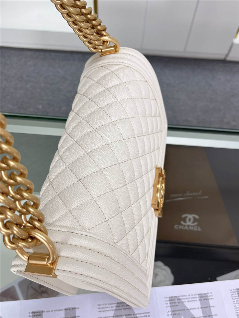 BOY Chanel HANDBAG Grained Calfskin White Matt-Gold Metal High