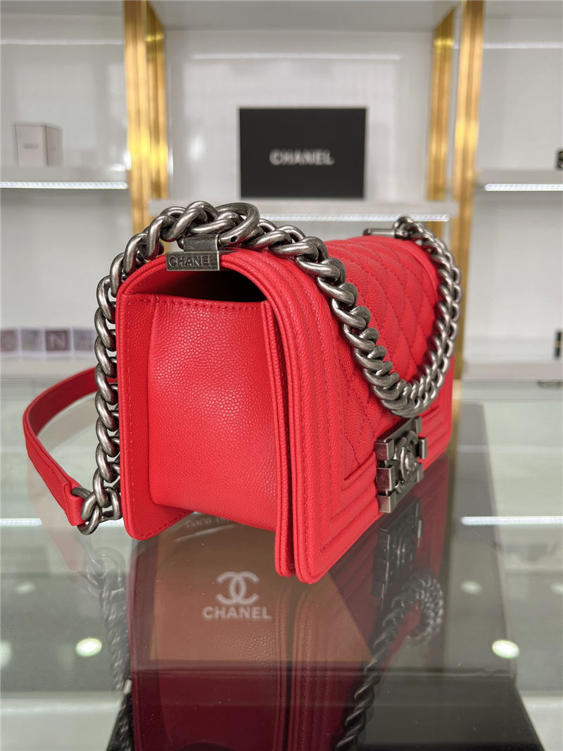 SMALL BOY Chanel HANDBAG Grained Calfskin Red Anti-Silver Metal High