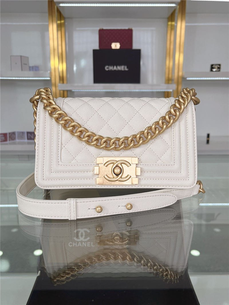 SMALL BOY Chanel HANDBAG Grained Calfskin White Matt-Gold Metal High