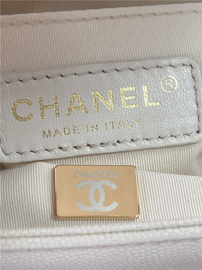 SMALL BOY Chanel HANDBAG Grained Calfskin White Matt-Gold Metal High