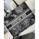 MEDIUM Dior BOOK TOTE Toile de Jouy Zodiac Embroidery Black High