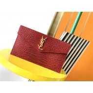 UPTOWN POUCH IN Crocodile Red High