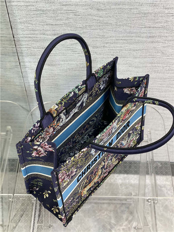 MEDIUM Dior BOOK TOTE Multicolor D-Constellation Embroidery High