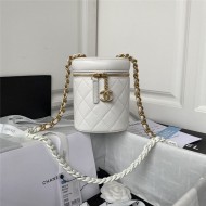 Chanel SMALL VANITY CASE Lambskin, Gold-Tone & Lacquered Metal AS3210 White A