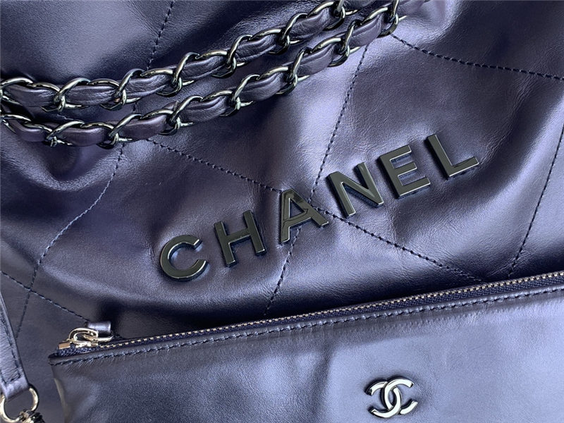 Chanel 22 MEDIUM HANDBAG Metallic Calfskin & Gold-Tone Metal AS3261 Navy High