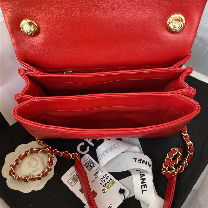 Mini Flap Bag AS3366 Lambskin & Gold-Tone Metal Red A