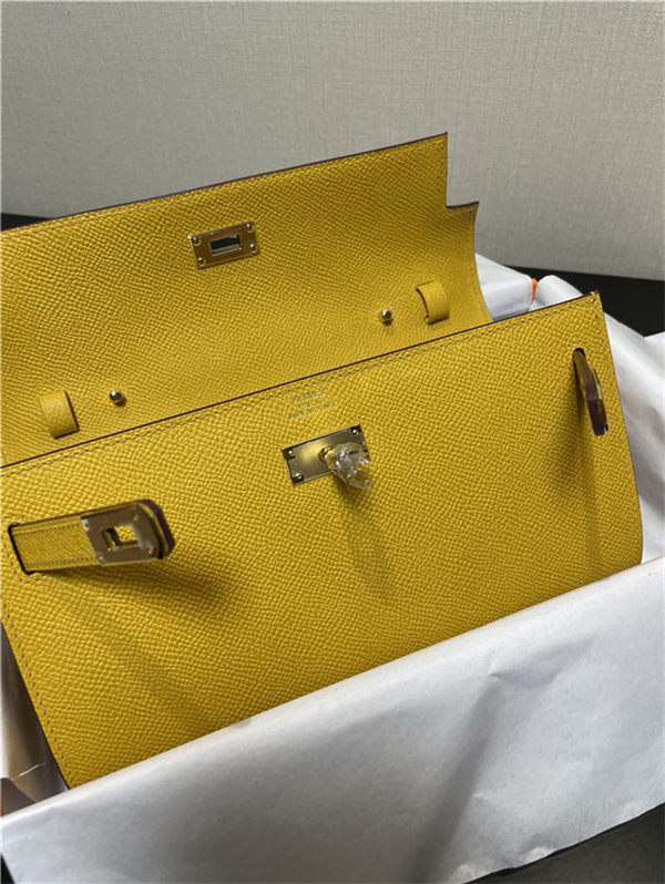 Hermes Kelly Classique To Go wallet Epsom calfskin Yellow Gold-Metal WAX High