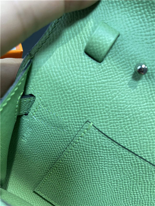 Hermes Kelly Classique To Go wallet Epsom calfskin Green Silver-Metal WAX High