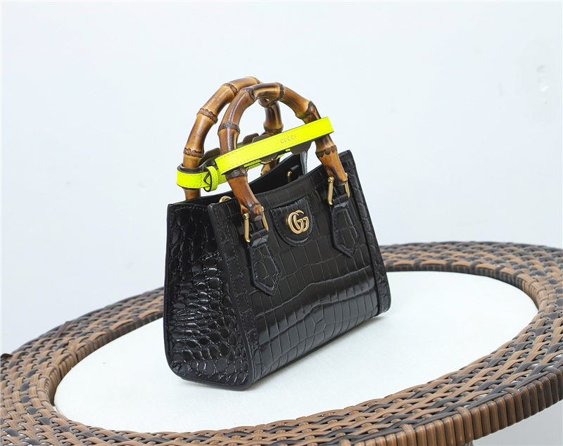 Gucci Diana mini tote bag Crocodile 655661 Black High