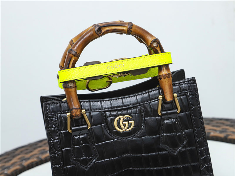 Gucci Diana mini tote bag Crocodile 655661 Black High