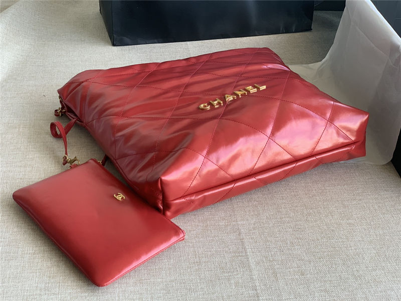 Chanel 22 MEDIUM HANDBAG Shiny Calfskin & Gold-Tone Metal AS3261 Red High