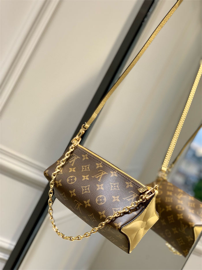 Louis Vuitton Bloom Pouch Monogram coated canvas M11672 High