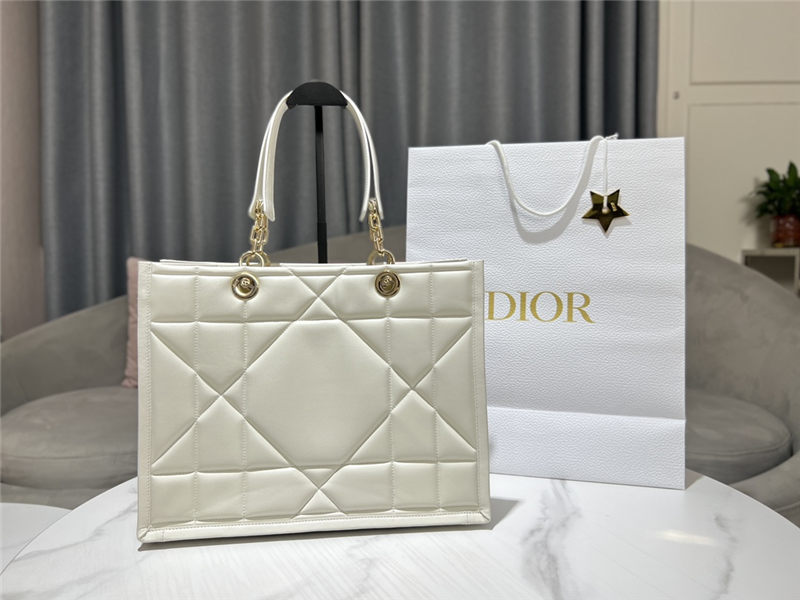 MEDIUM DIOR ESSENTIAL TOTE BAG Archicannage Calfskin High