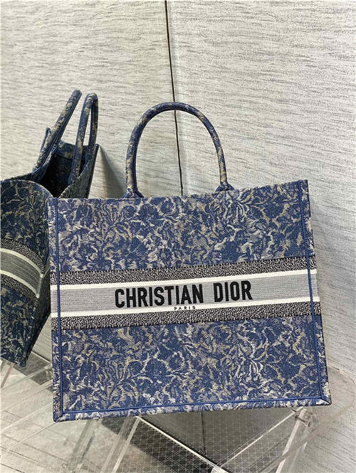 LARGE Dior BOOK TOTE Brocart Embroidery High