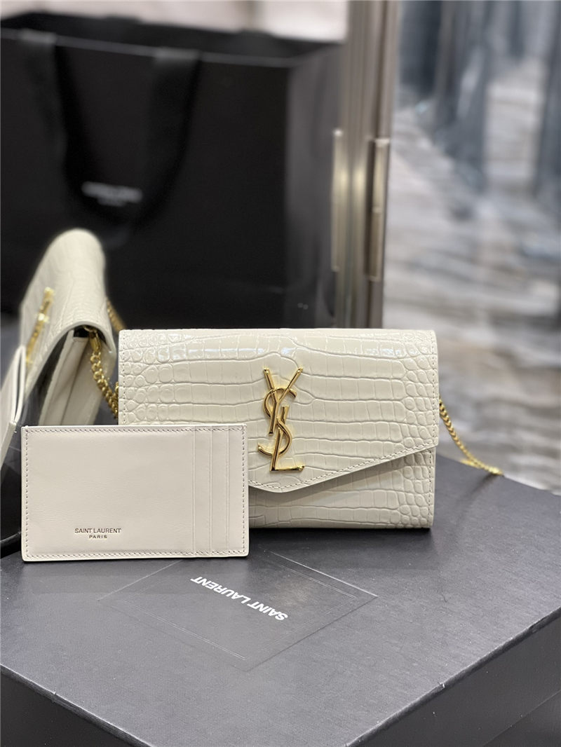 UPTOWN CHAIN WALLET IN CROCODILE-EMBOSSED SHINY LEATHER White High