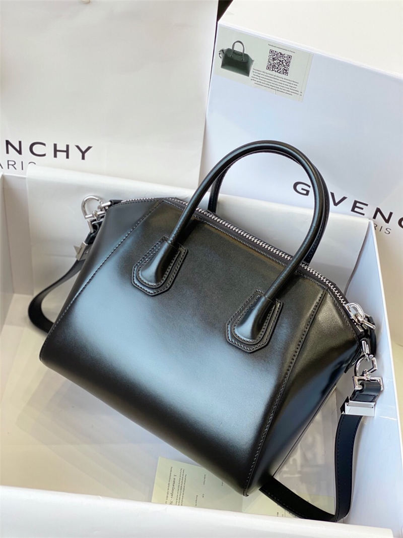 Givenchy SMALL ANTIGONA BAGE IN SMOOTH BOX LEATHER High