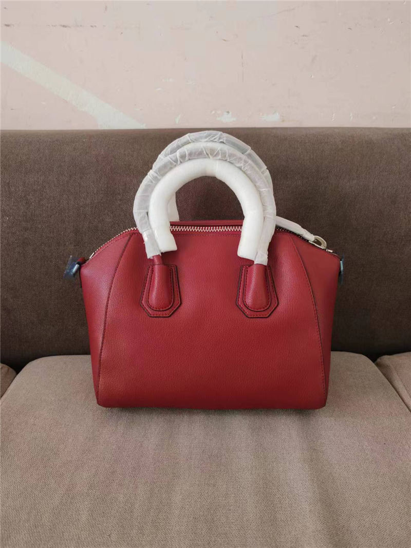 Givenchy MEDIUM ANTIGONA BAGE IN GRAINED LEATHER Burgundy  High