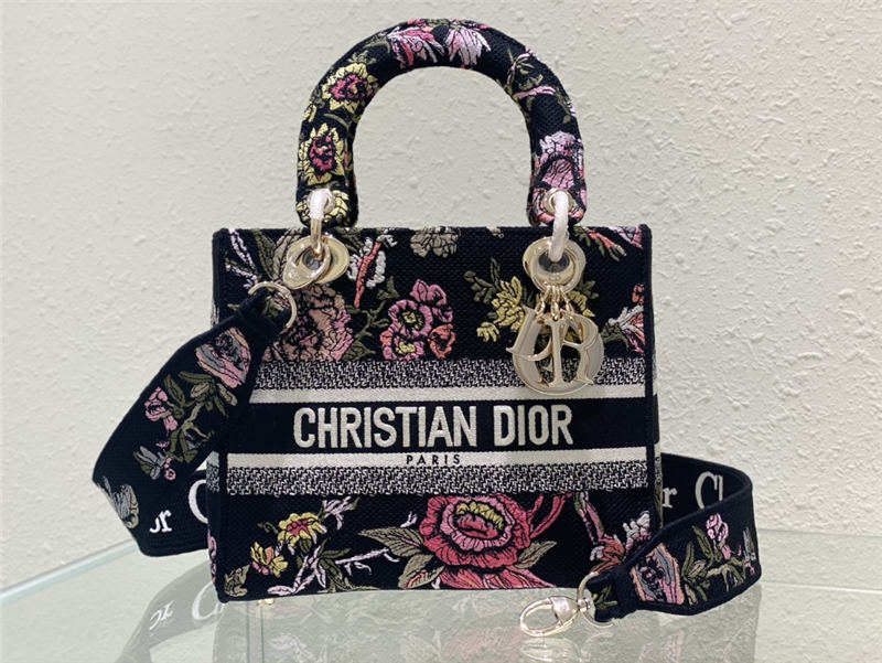 MEDIUM LADY D-LITE BAG Dior Jardin Botanique Embroidery High