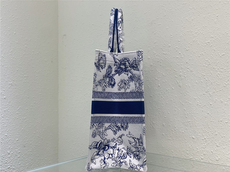 LARGE Dior BOOK TOTE Dior Jardin Botanique Embroidery Blue High