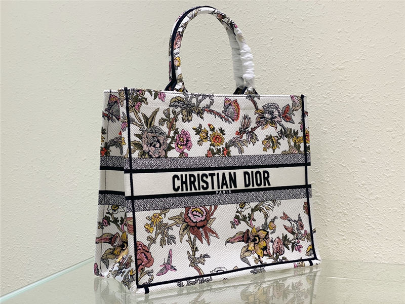 LARGE Dior BOOK TOTE Dior Jardin Botanique Embroidery White High