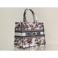 MEDIUM Dior BOOK TOTE Dior Jardin Botanique Embroidery White High