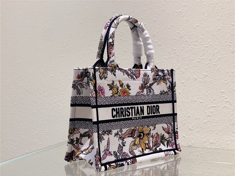 SMALL Dior BOOK TOTE Dior Jardin Botanique Embroidery White High