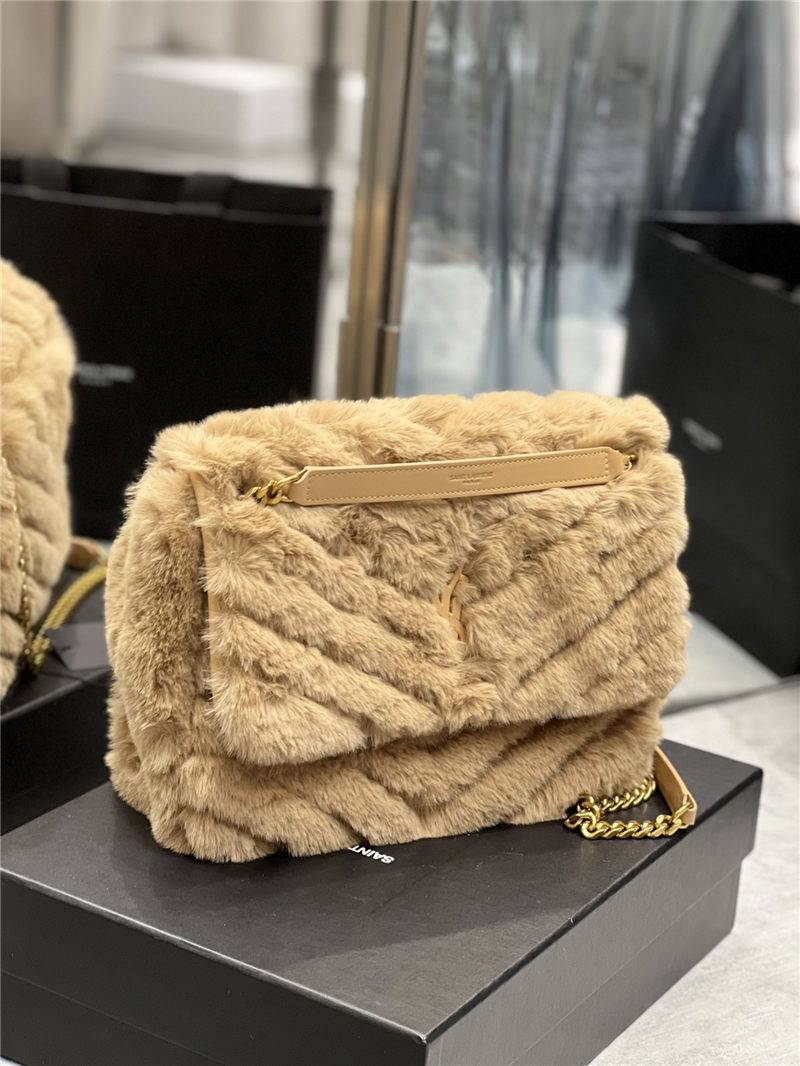 NIKI MEDIUM CHAIN BAG IN SHEARLING High