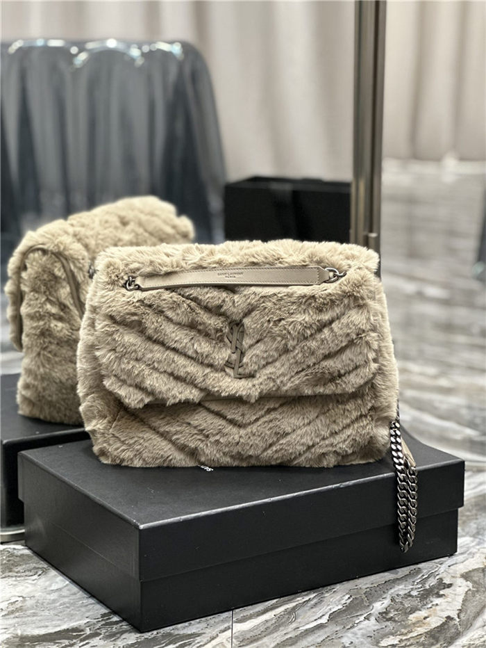 NIKI MEDIUM CHAIN BAG IN SHEARLING High