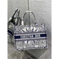 MEDIUM Dior BOOK TOTE Dior Rêve d'Infini Embroidery Blue High