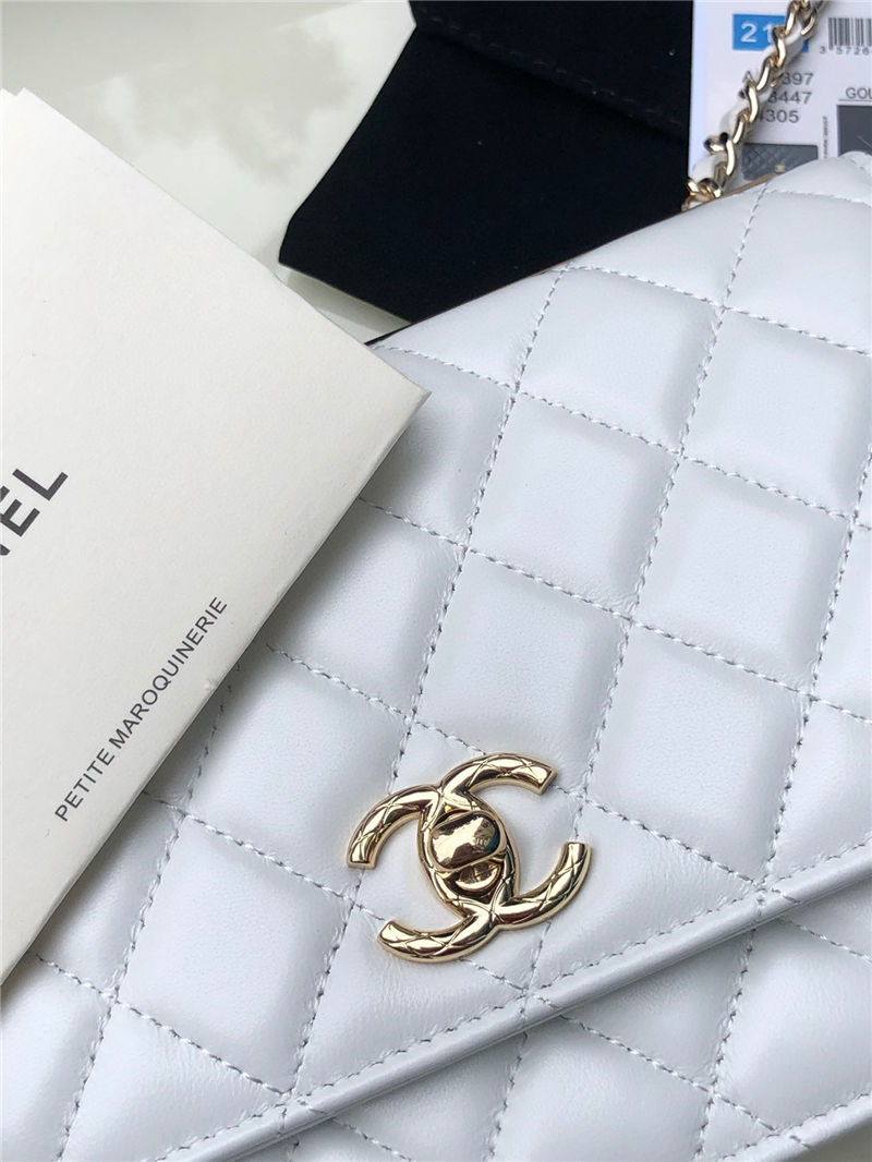 Chanel WALLET ON CHAIN AP2897 Lambskin & Gold-Tone Metal AP2897 White A