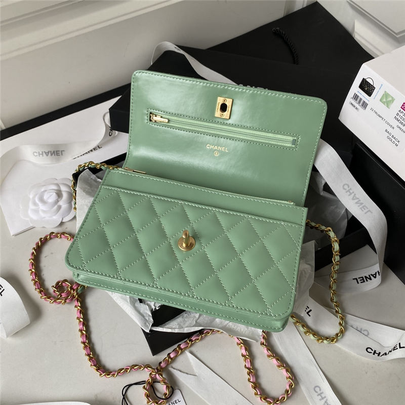 Chanel FLAP BAG WITH TOP HANDLE AP3240 Calfskin & Gold-Tone Metal Green A