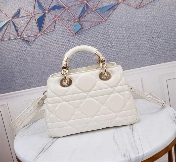 LADY 95.22 SMALL BAG Cannage Calfskin White High