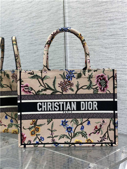 MEDIUM Dior BOOK TOTE Dior Petites Fleurs Embroidery Natural High