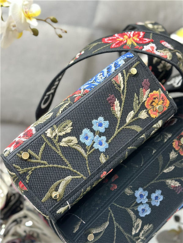 MEDIUM LADY D-LITE BAG Dior Birds Embroidery Black High