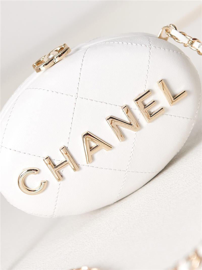 Chanel CLUTCH WITH CHAIN Lambskin & Gold-Tone Metal AP3252 White High