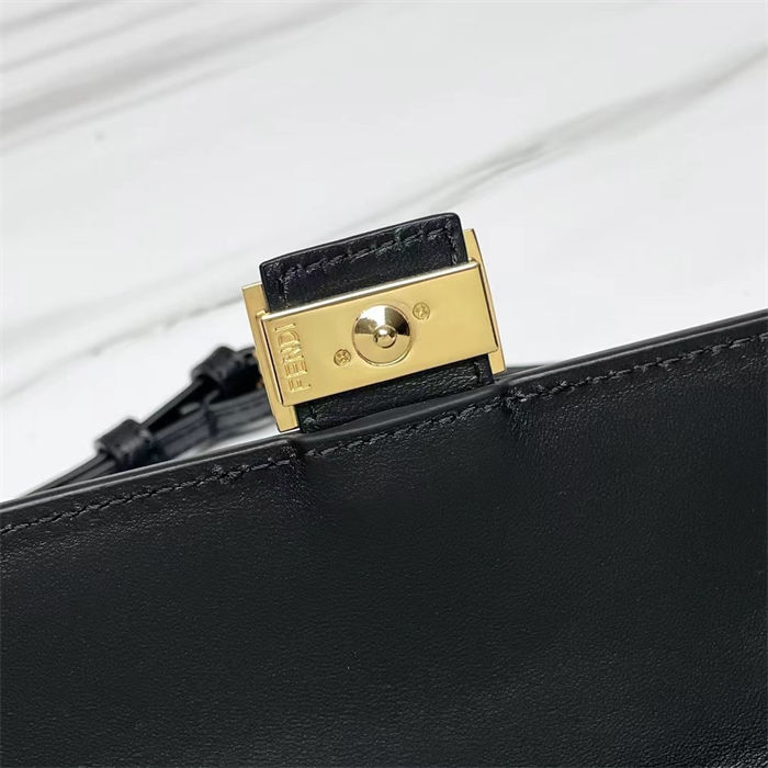 Fendi Wallet On Chain Baguette Nappa Leather Black High