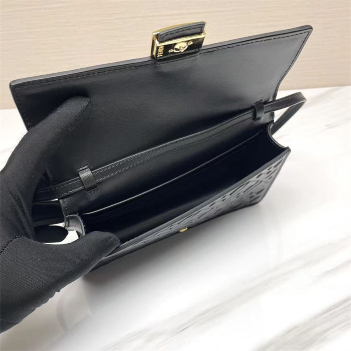 Fendi Wallet On Chain Baguette Nappa Leather Black High