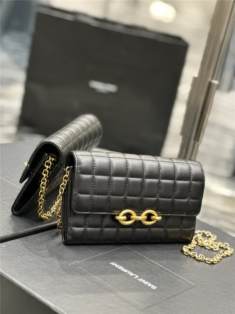 LE MAILLON CHAIN WALLET IN QUILTED LAMBSKIN High