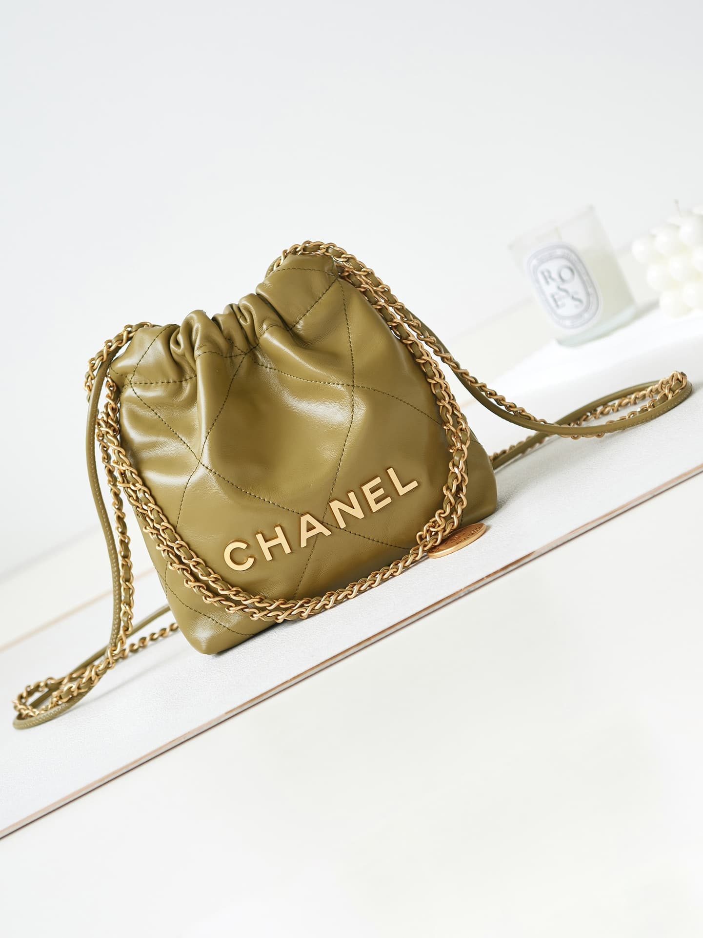 Chanel 22 MINI HANDBAG Shiny Calfskin Brown & Gold-Tone Metal AS3980 High