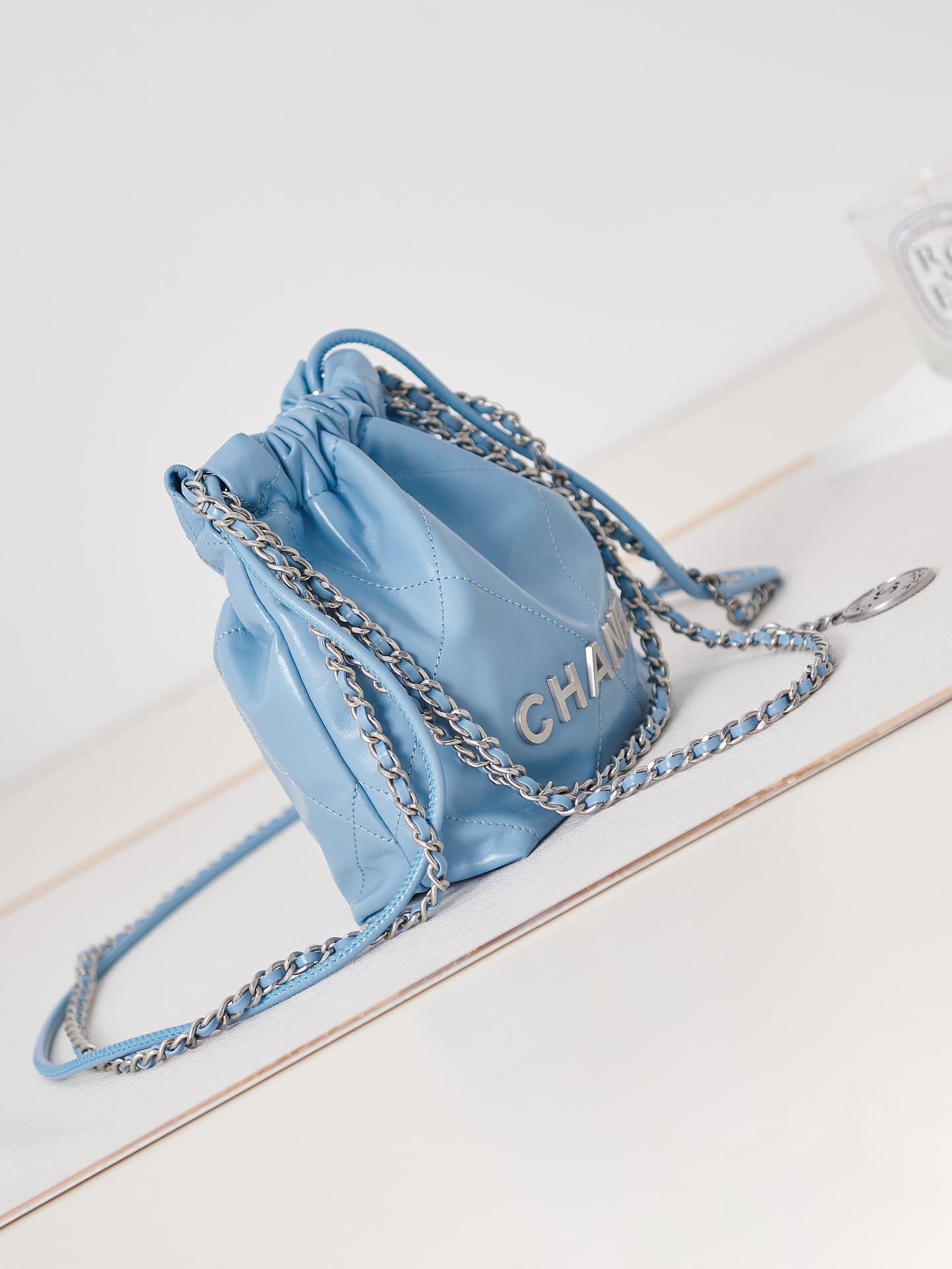 Chanel 22 MINI HANDBAG Shiny Calfskin Blue & Silver-Tone Metal AS3980 High