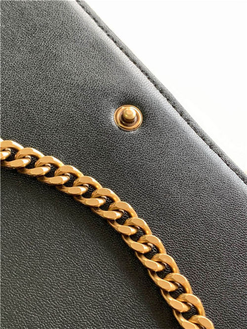 CASSANDRE MATELASSÉ CARRÉ CHAIN WALLET IN QUILTED LEATHER High