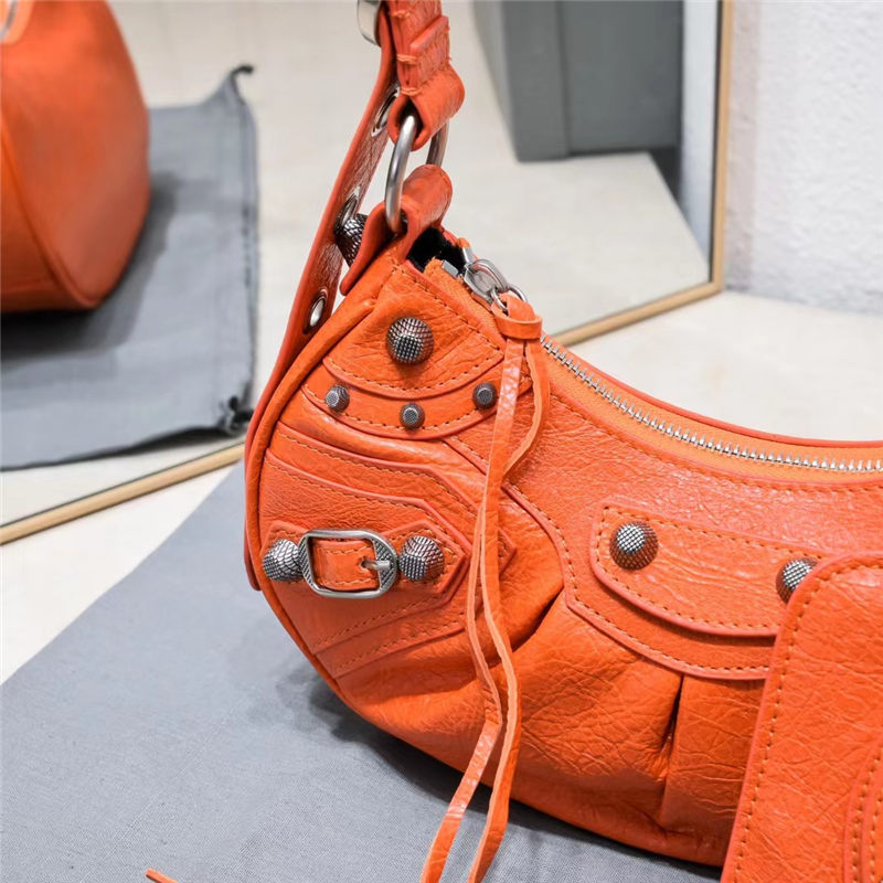 WOMEN'S LE CAGOLE XS SHOULDER BAG IN ORANGE High