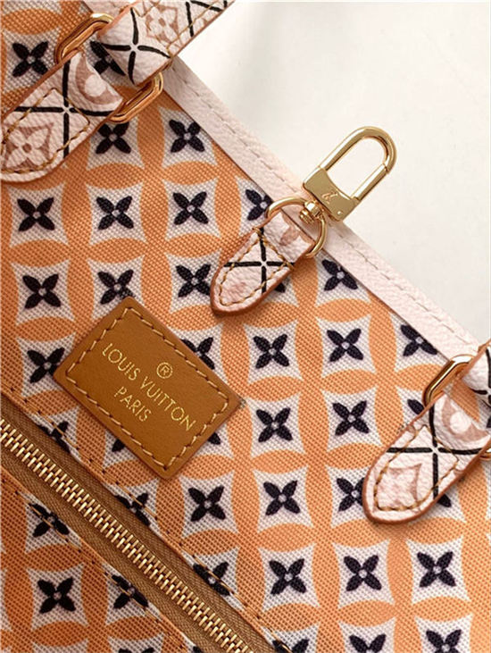 Louis Vuitton ONTHEGO MM Monogram M22975 High