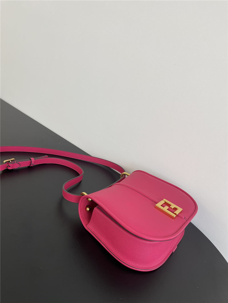 Fendi C’mon Medium leather and full-grain leather bag Pink High