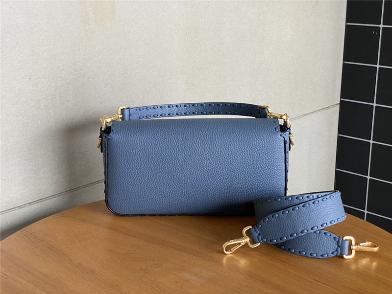 BAGUETTE Selleria bag with oversized topstitching Blue High