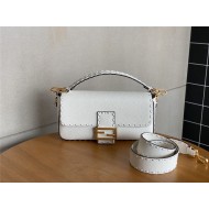 BAGUETTE Selleria bag with oversized topstitching Beige High