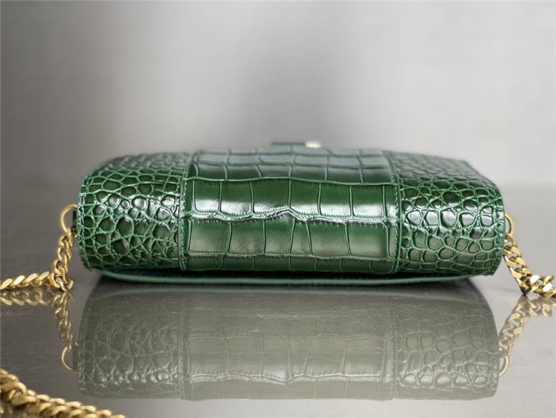 WOMEN'S HOURGLASS WALLET ON CHAIN IN Shiny Crocodile Embossed Green High