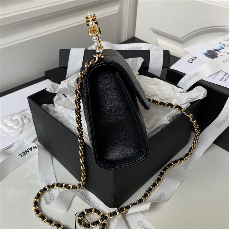 Chanel CLUTCH WITH CHAIN AP3513 Lambskin, Imitation Pearls, Strass & Gold-Tone Metal Black High