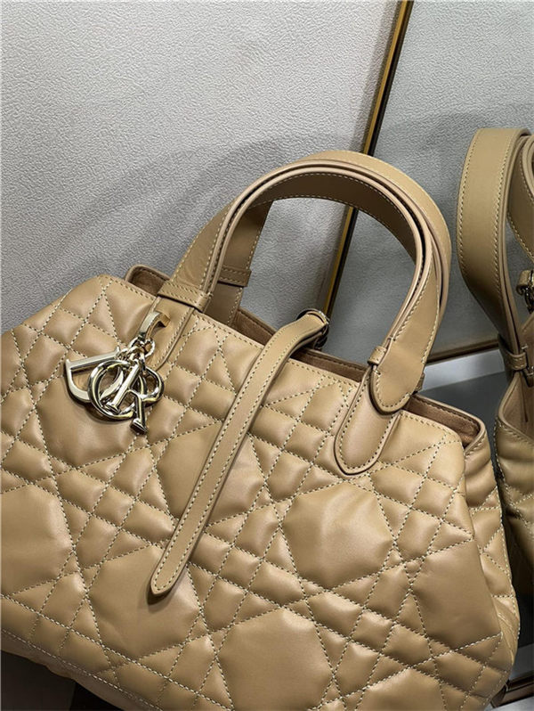 DIOR TOUJOURS BAG MEDIUM Macrocannage Calfskin Tan High